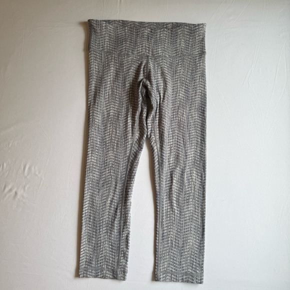 Lululemon - Wunder Under HiRise 7/8 Tights, Women's 6 - Picture 4 of 6